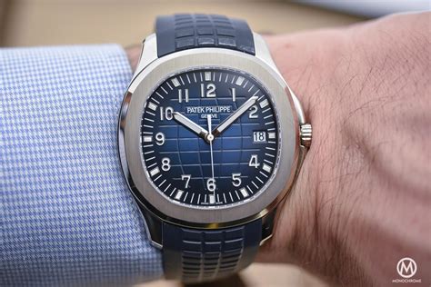 patek philippe jumbo aquanaut review|Patek Philippe aquanaut quartz.